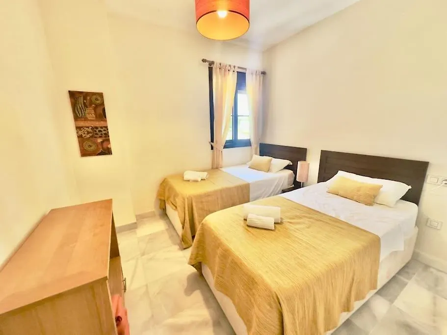 Lovely Two Bedroom Apartment Estepona