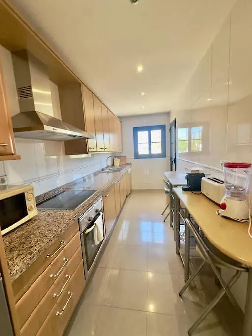 Lovely Two Bedroom Apartment Estepona 0*,