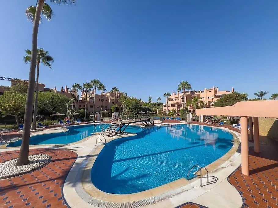 Lovely Two Bedroom Apartment Estepona
