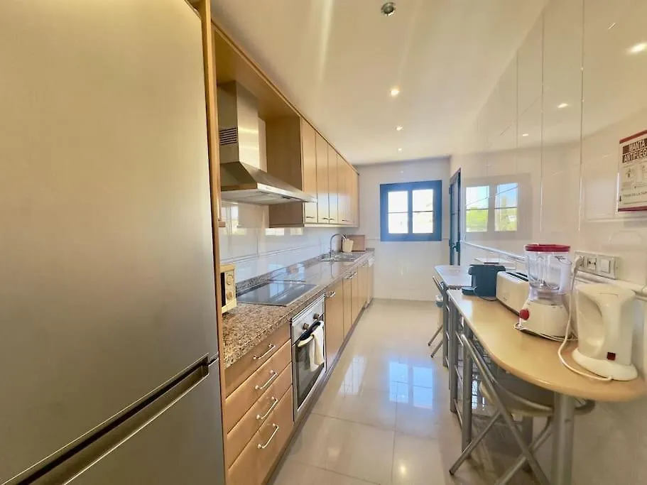 Lovely Two Bedroom Apartment Estepona